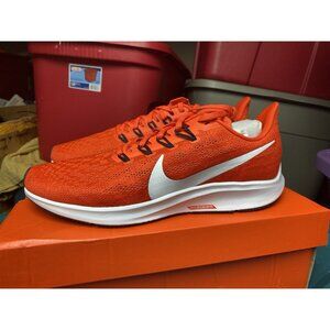 DS Women’s Nike Air Zoom Pegasus 36 TB Team Orange Shoes Size 11